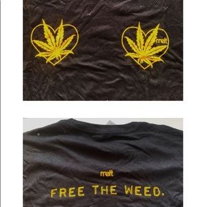 MELT COSMETICS TSHIRT S/M